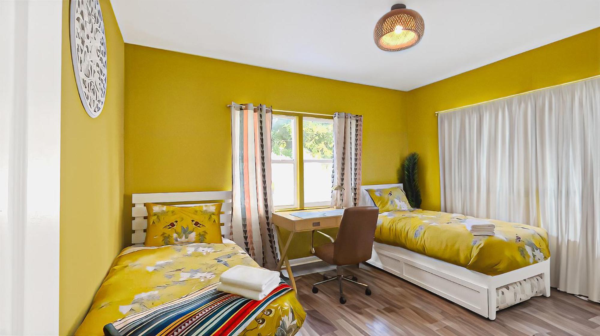 New! Havana Nights Villa ! Walk To Calle Ocho! Miami Bagian luar foto